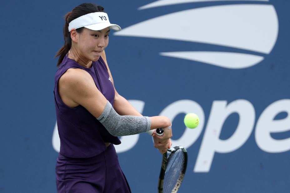 横扫邦达尔, 局挽救一个, 和对手五次 横扫邦达尔, 局挽救一个, 和对手五次