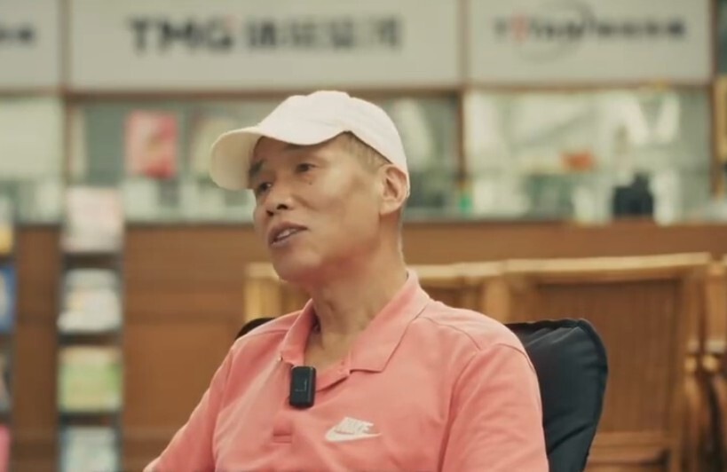 他没法解决, Title