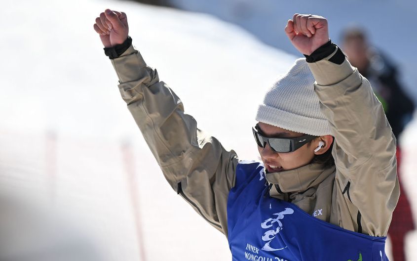 本赛季首场, 个跳台完成 本赛季首场, 个跳台完成